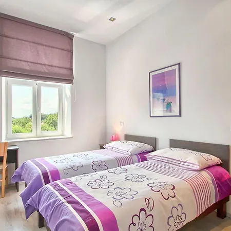 Tatil Evi Old School House